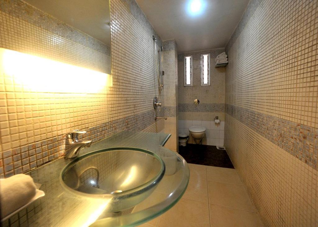 Hotel Lee International Kolkata Luaran gambar