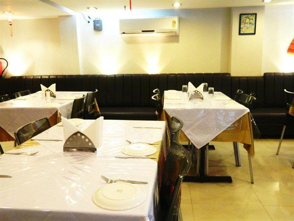 Hotel Lee International Kolkata Luaran gambar