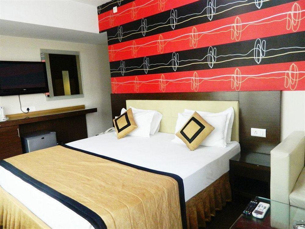Hotel Lee International Kolkata Luaran gambar