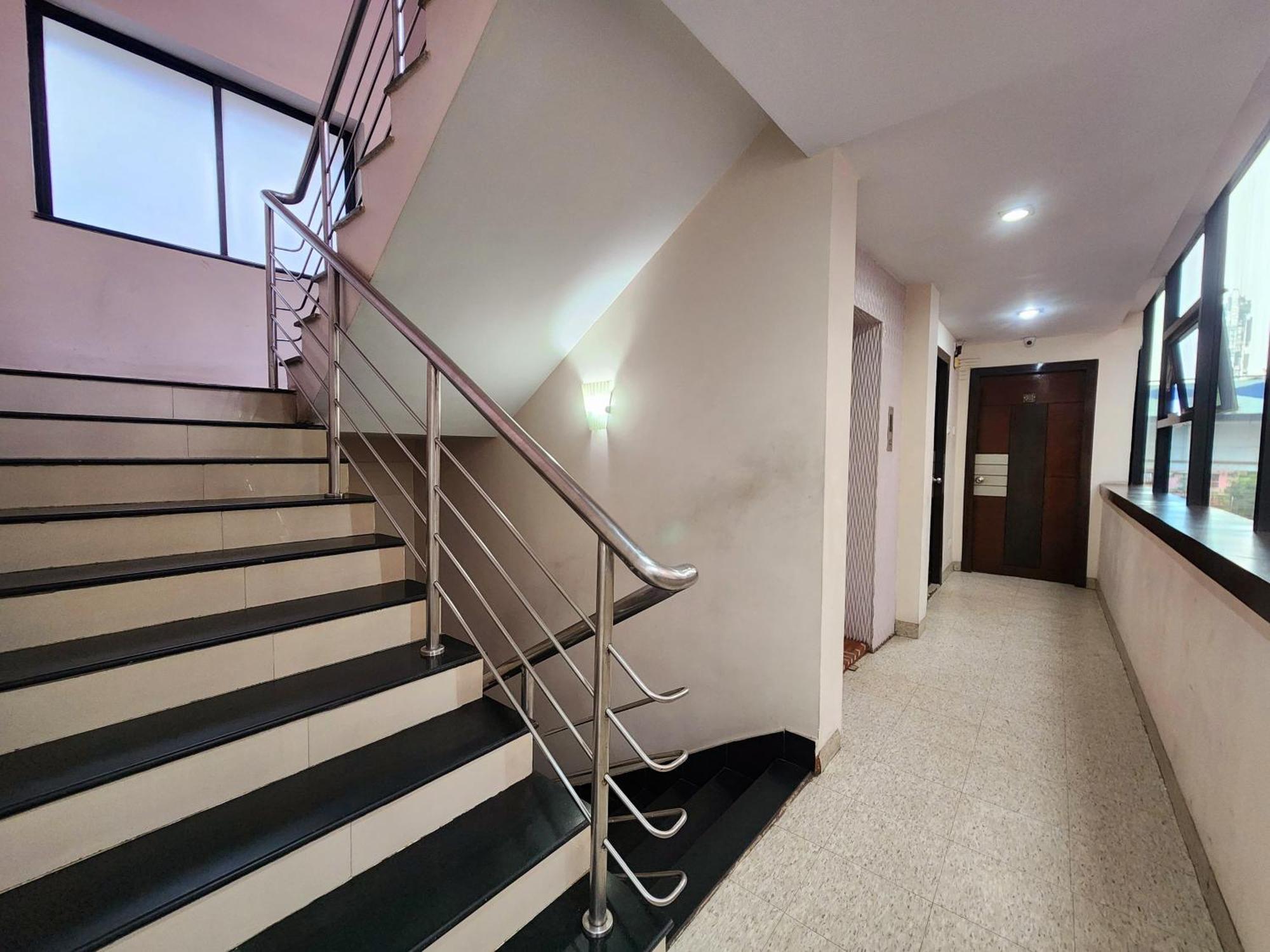 Hotel Lee International Kolkata Luaran gambar