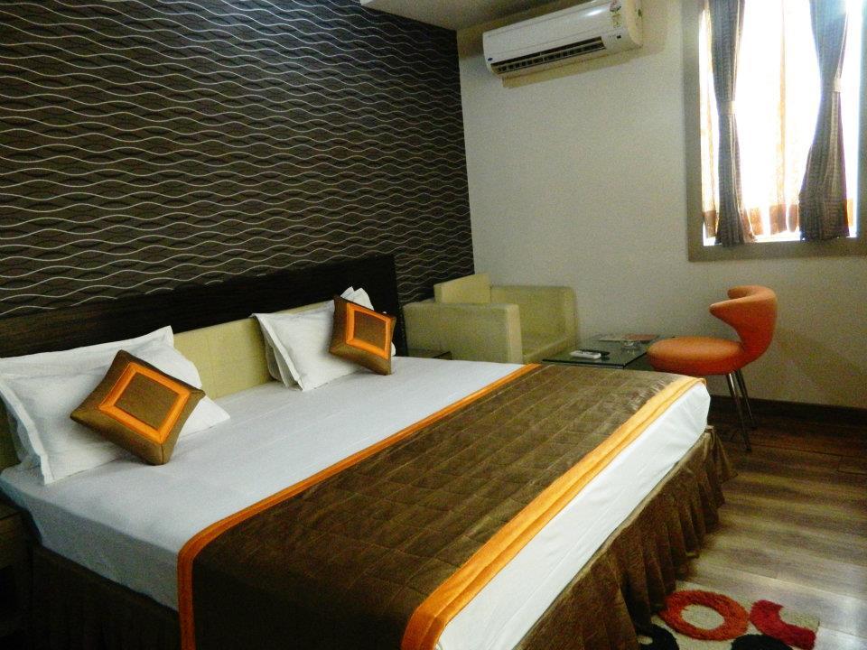 Hotel Lee International Kolkata Luaran gambar